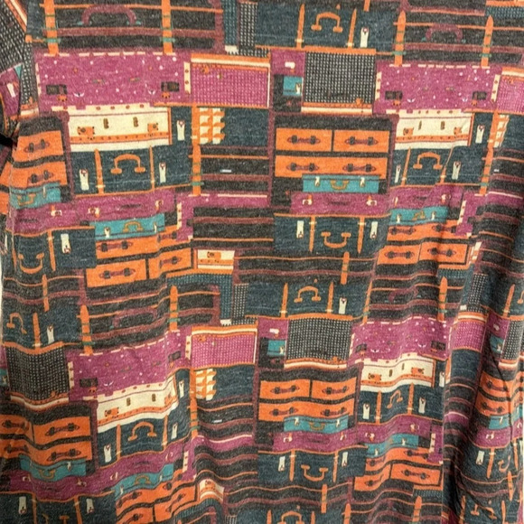 Lularoe Perfect Tee Sz XL Luggage Print - Picture 3 of 7